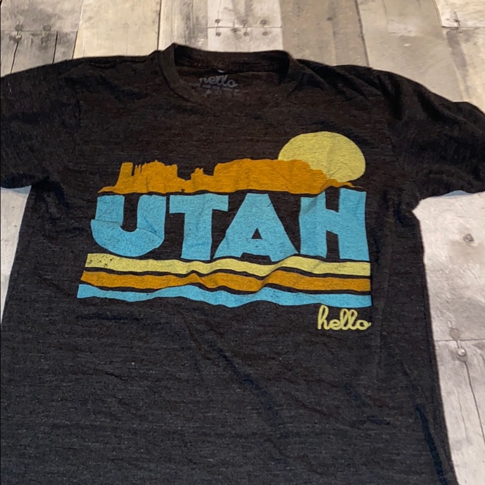 Hello brand UTAH tee